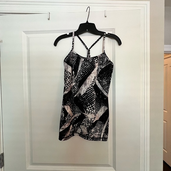 lululemon athletica Tops - Lululemon Shelf Tank Top